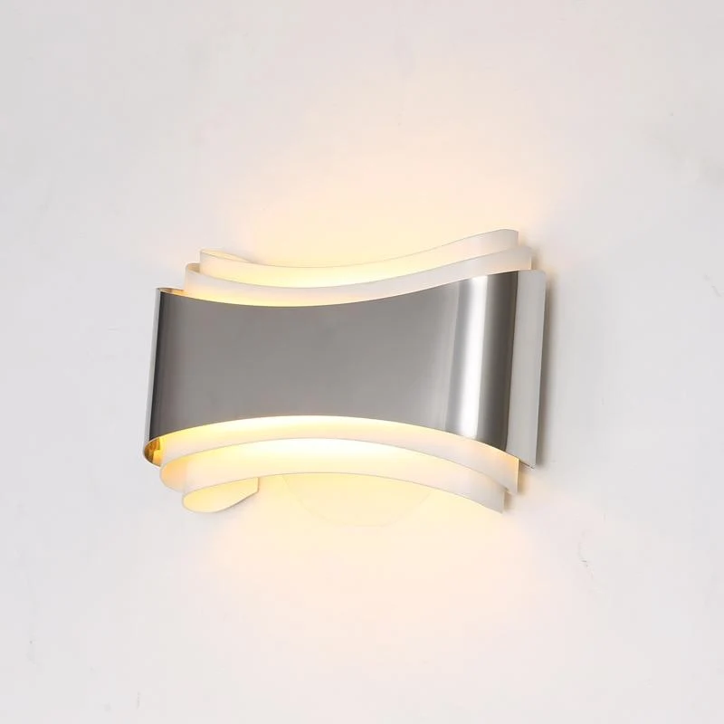 Modern LED Curved Wall Lamp in Stainless Steel and Acrylic