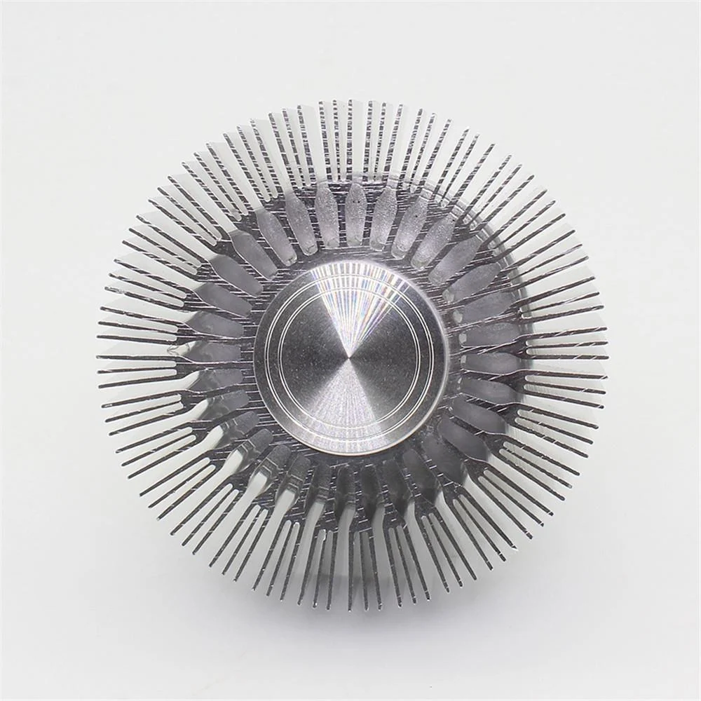 Lampa ścienna Werner Sunflower z aluminium i kryształu