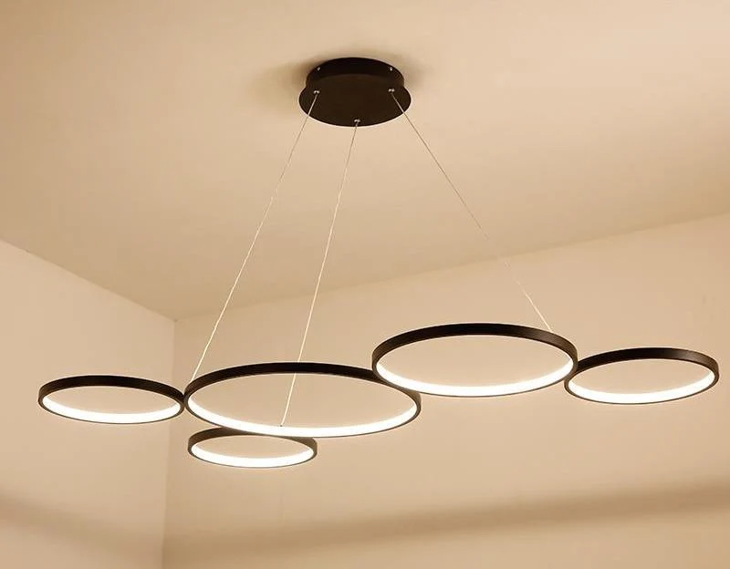 Gleam minimalistinen art deco -riippuvalo akryylia, alumiinia ja ruostumatonta terästä