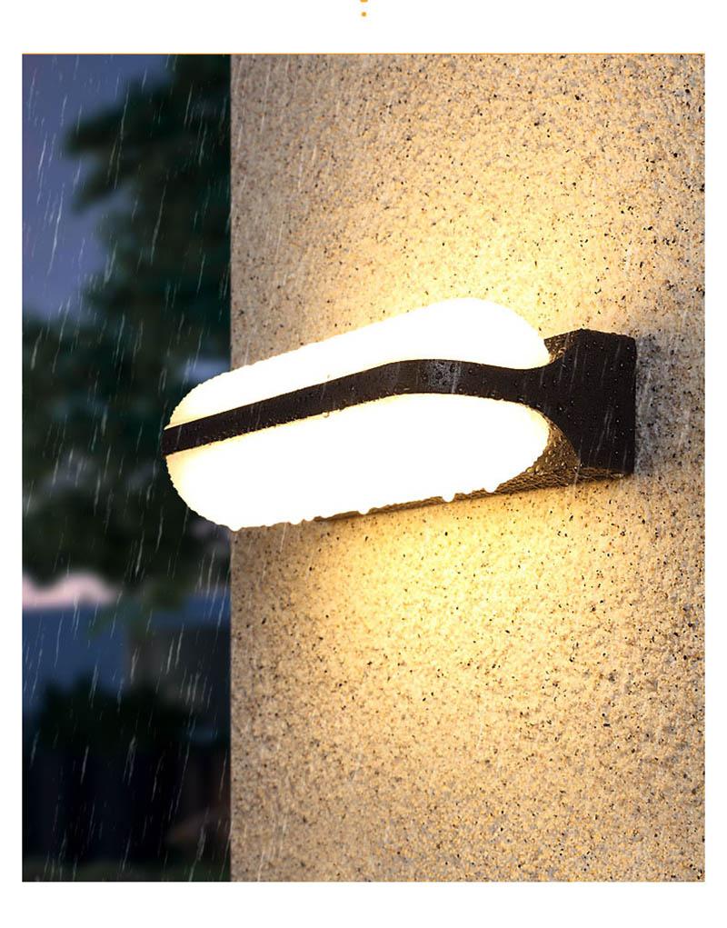 Aplique de Parede LED Exterior Impermeável Mondo em Alumínio e Acrílico