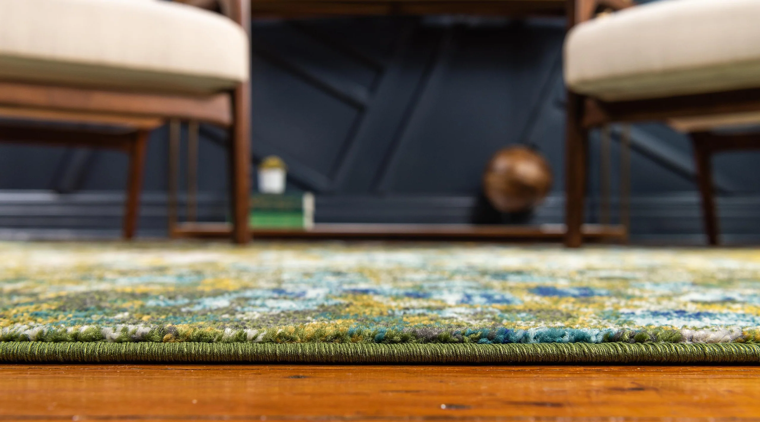Alfombra moderna con patrón de color Blaise para hogar u oficina