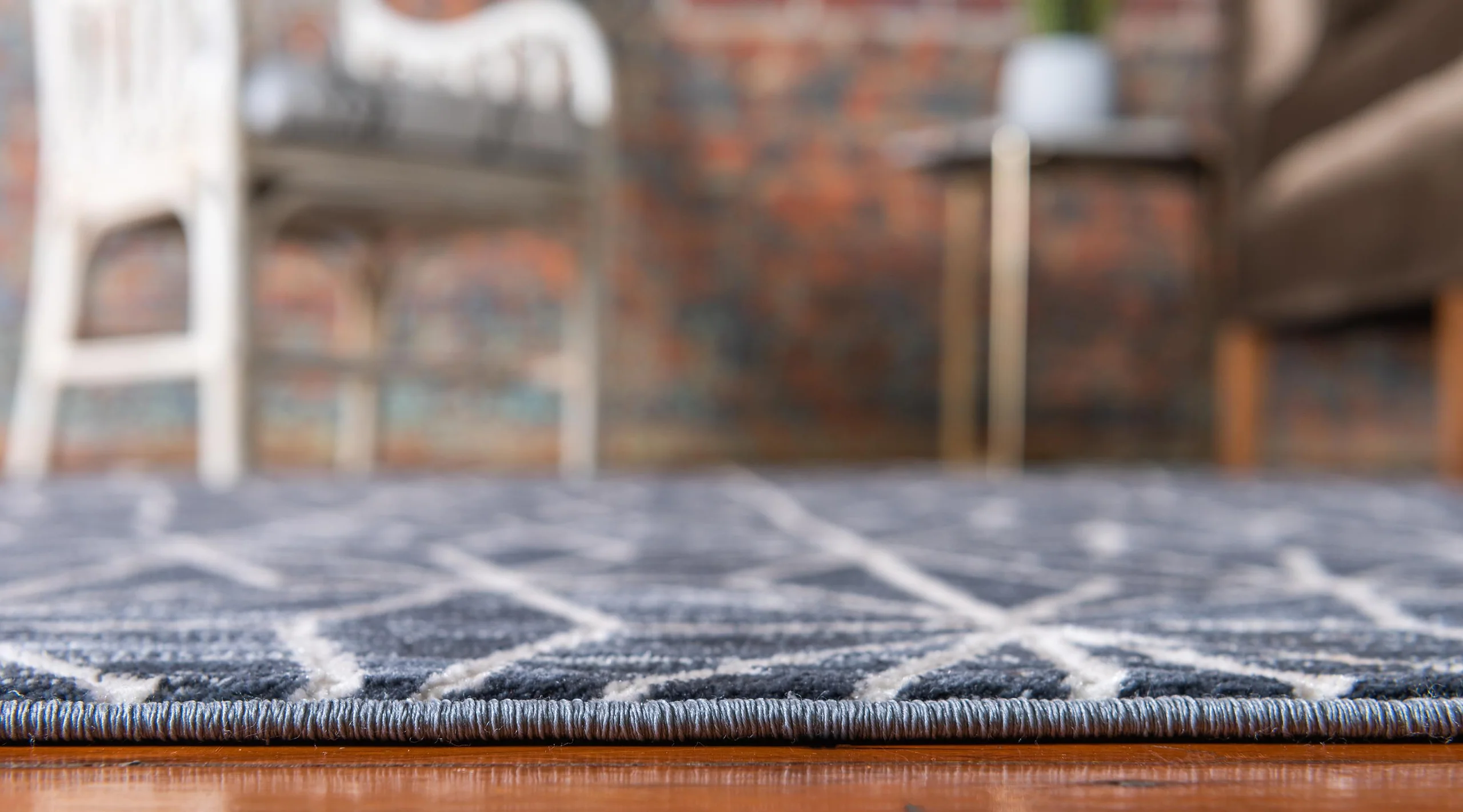 Aaro Geometric Modern Large Rug by Unique Loom