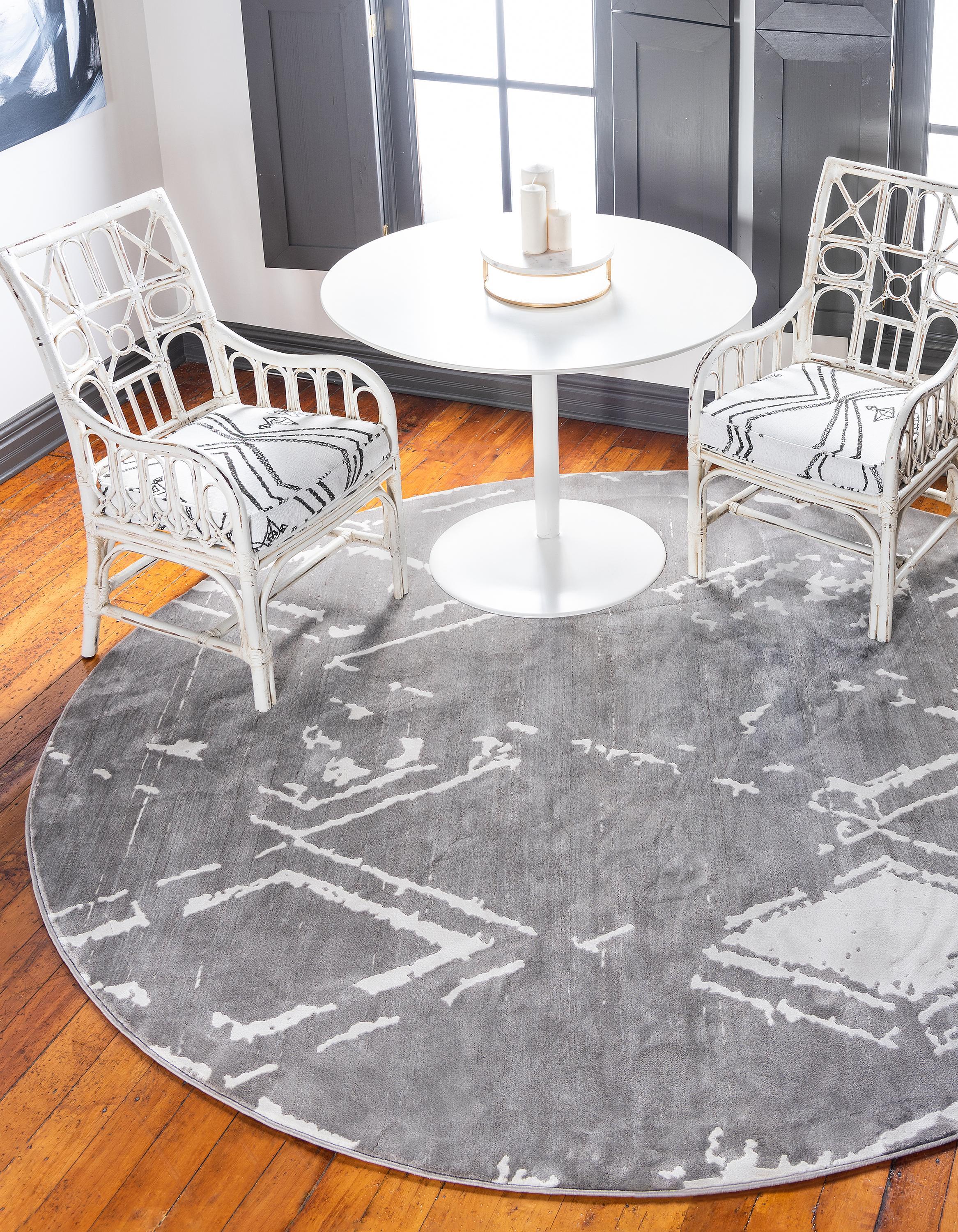 Jakobe Faded Diamond Pattern Area Rug by Unique Loom