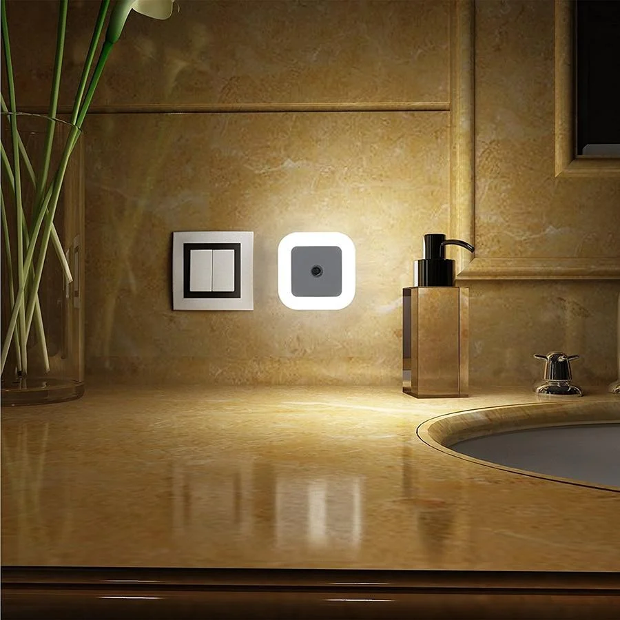 Lux LED Night Light with Built-In Light Sensor