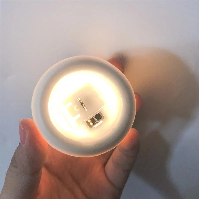 Sirenita Pearl and Shell Desk Lamp, Hand Painted Ceramic Light