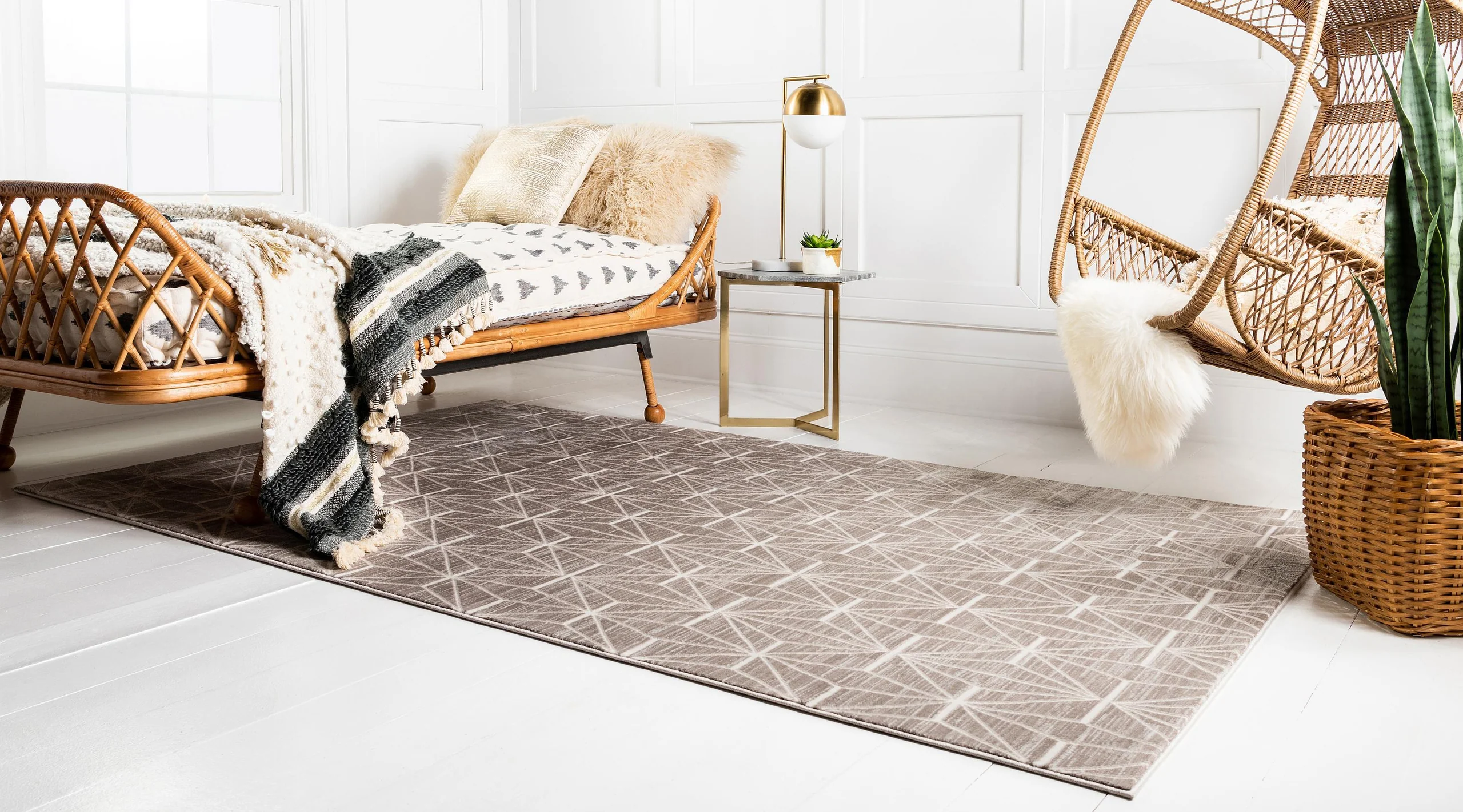 Aaro Geometric Modern Large Rug by Unique Loom