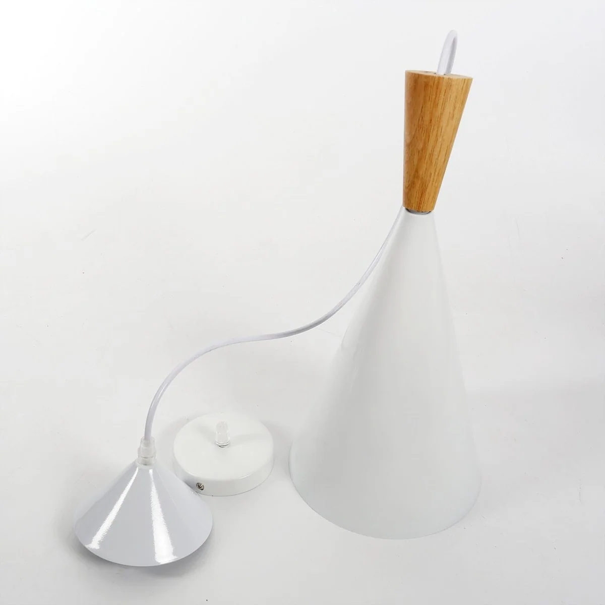 Lustre Pendente Moderno em Ferro Jule para Cozinha e Sala de Jantar