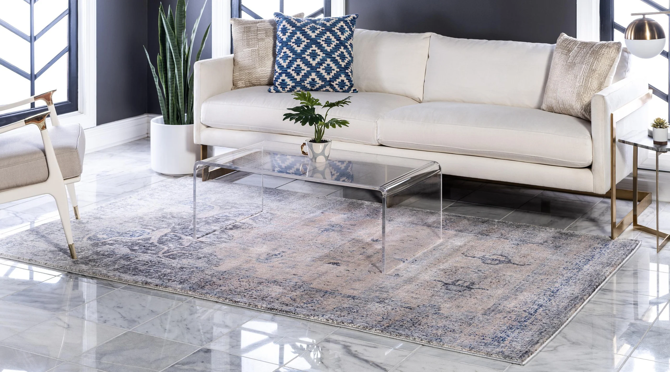 Damari Modern Area Rug with Simple Design from Unique Loom