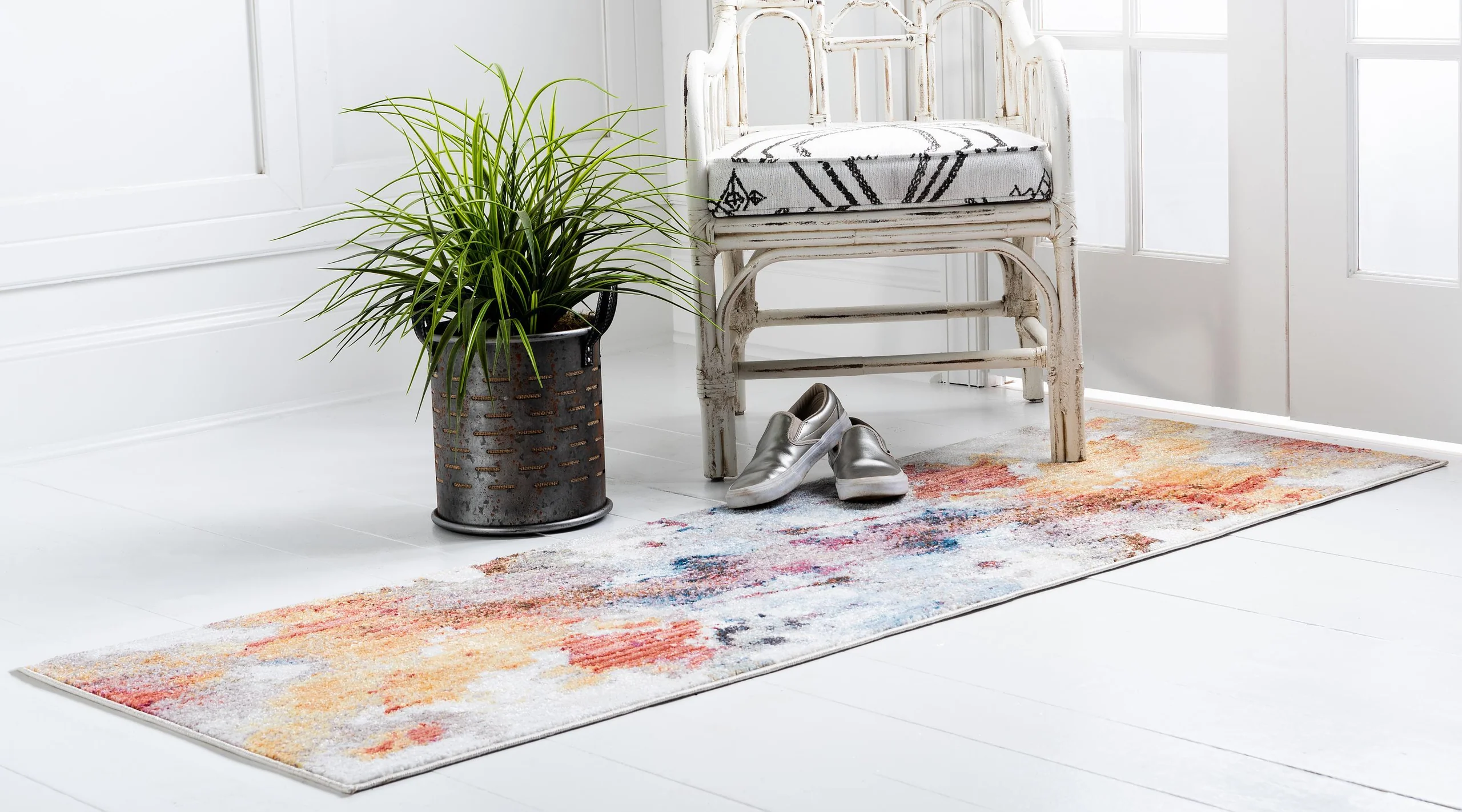 Alfombra moderna con salpicaduras de color Alfred de Unique Loom