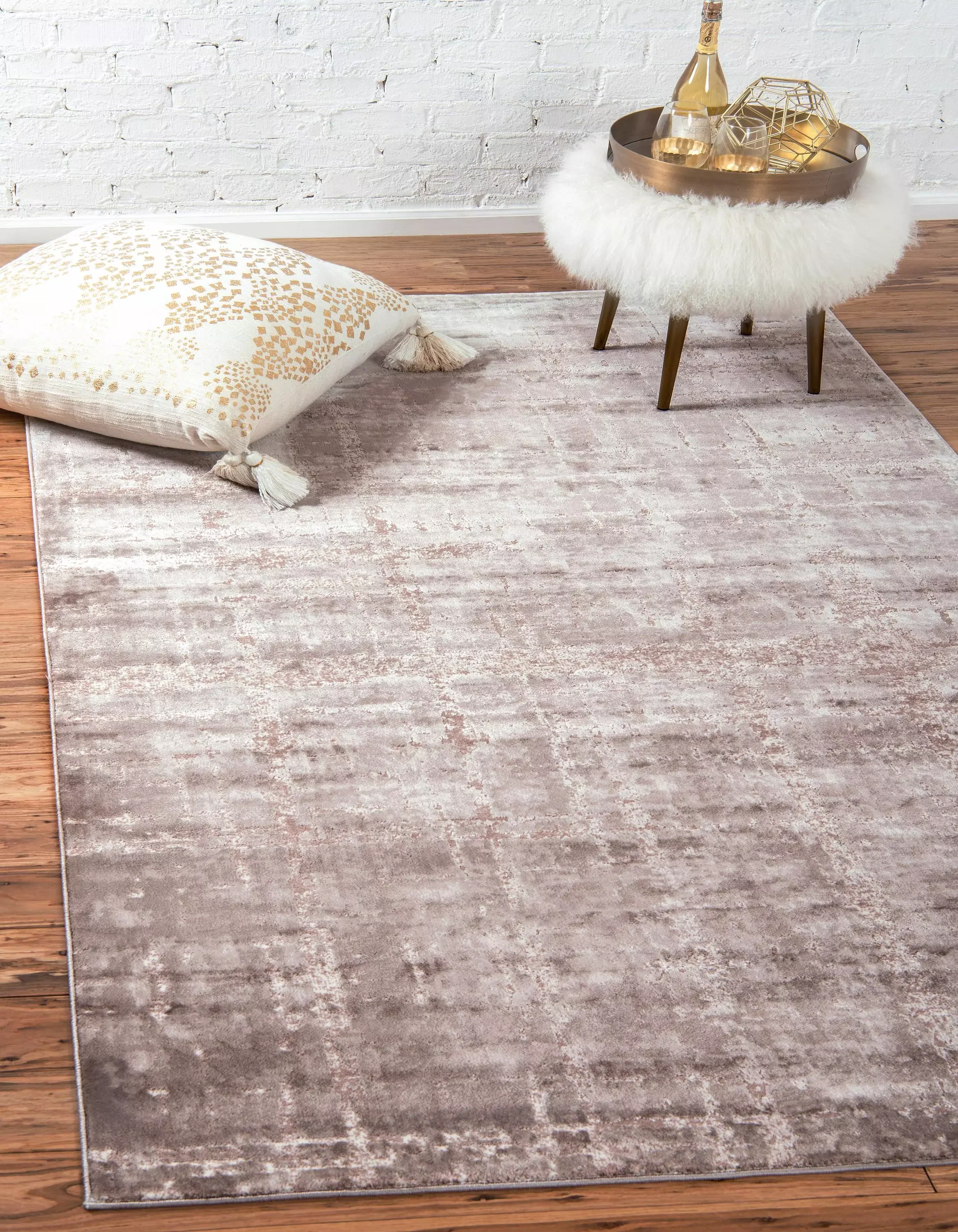 Anders Modern Faded Area Rug by Unique Loom