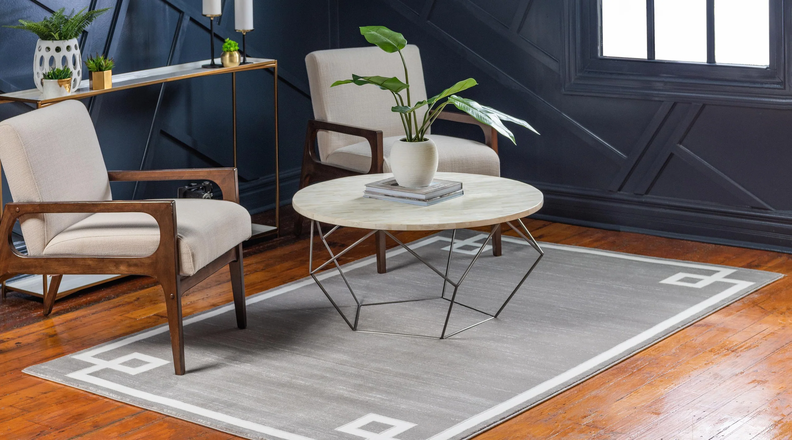 Dangelo Modern European Border Rug by Unique Loom