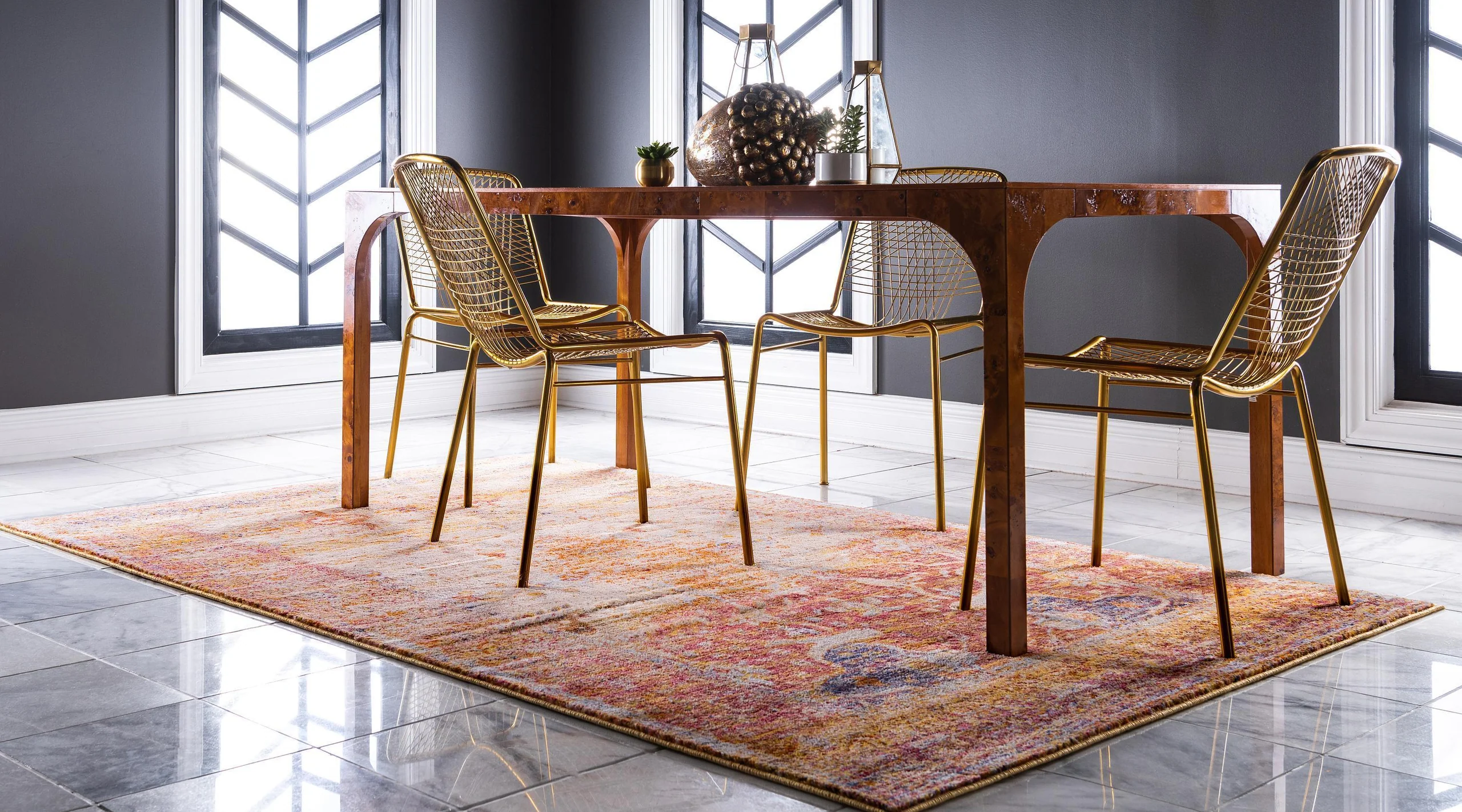 Damari Modern Area Rug with Simple Design from Unique Loom