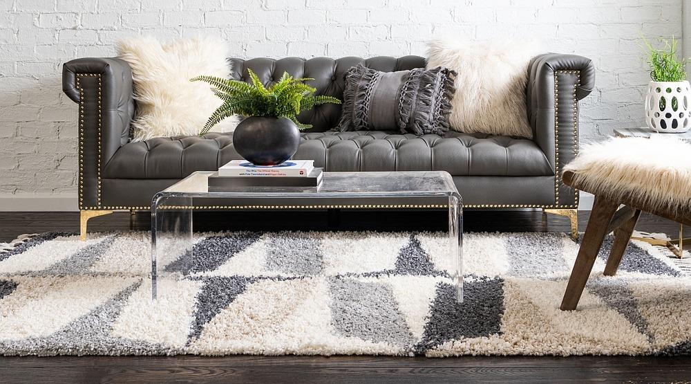 Jeramiah Modern Shaggy Area Rug from Unique Loom in Soft Polypropylene