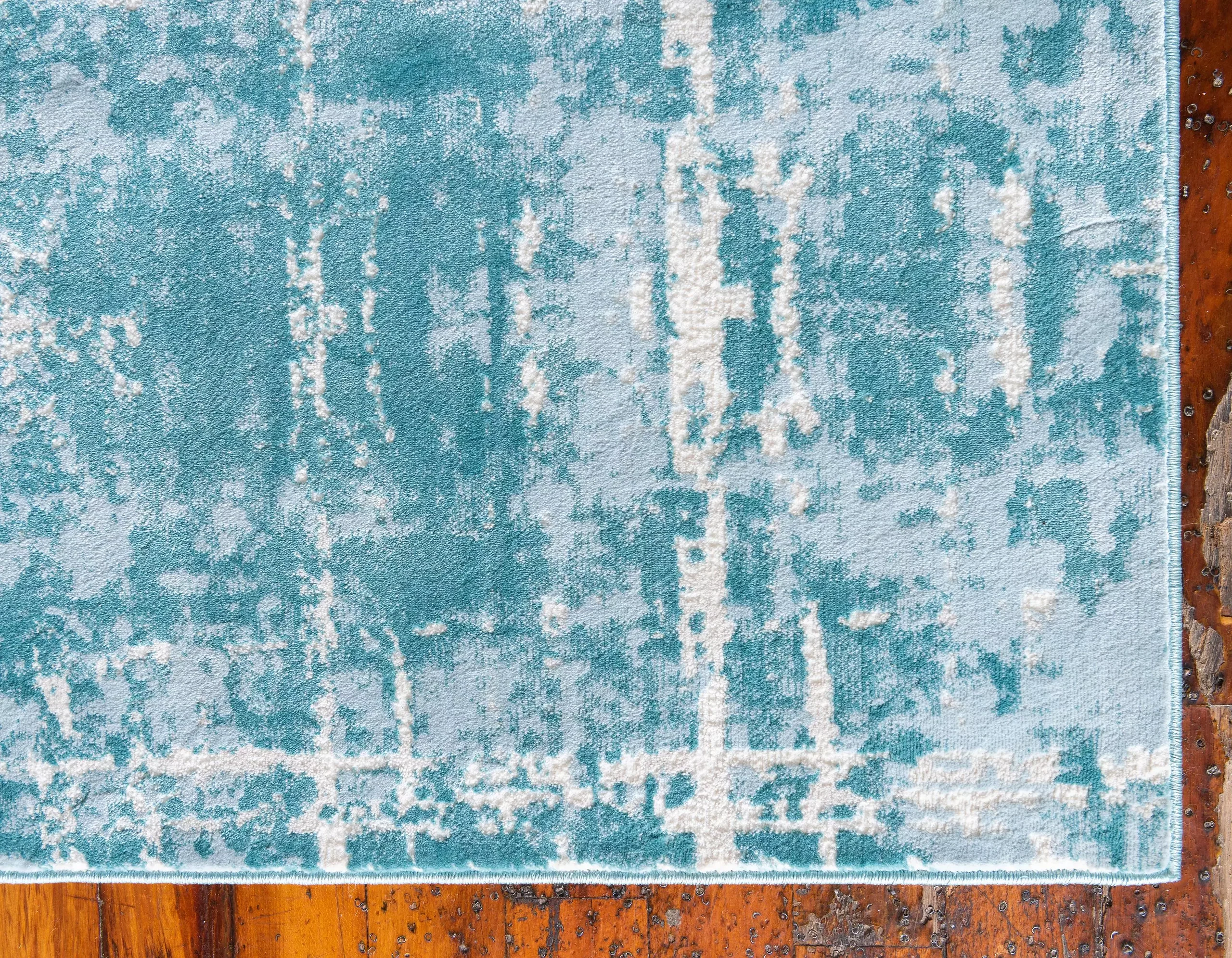 Anders Modern Faded Area Rug by Unique Loom