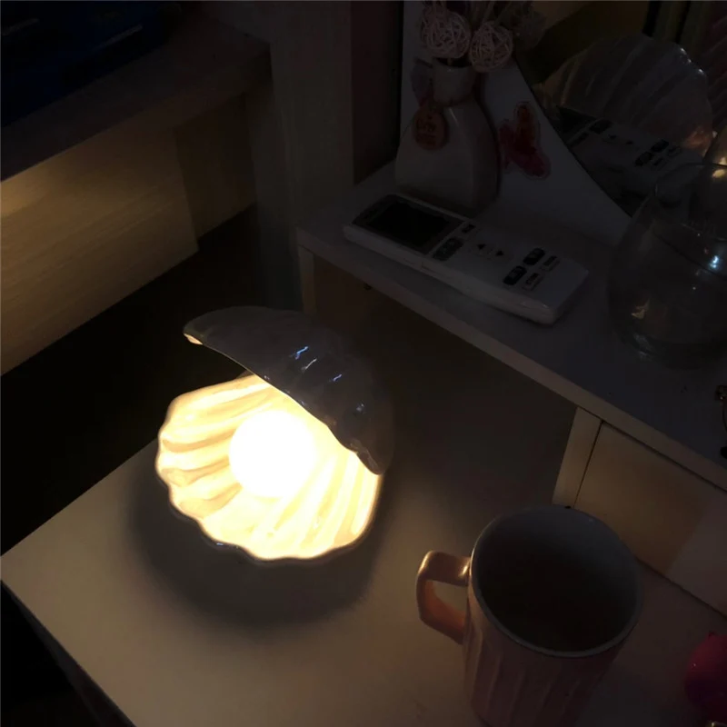 Sirenita Pearl and Shell Desk Lamp, Hand Painted Ceramic Light