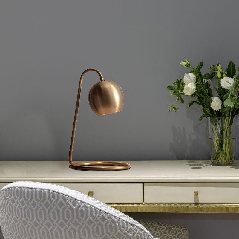 Lark kopparpläterad retro bordslampa för skrivbord och bokhyllor