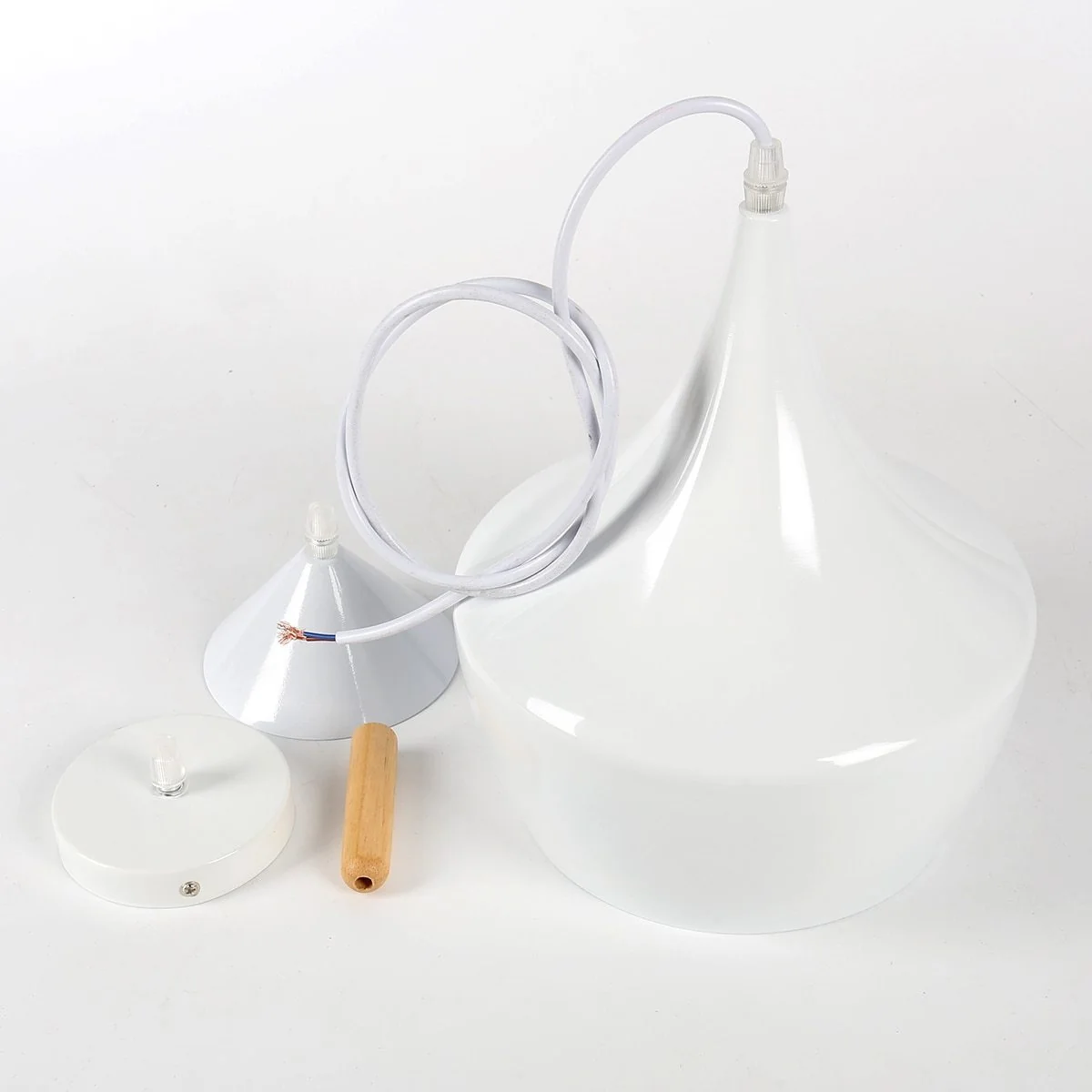 Lustre Pendente Moderno em Ferro Jule para Cozinha e Sala de Jantar