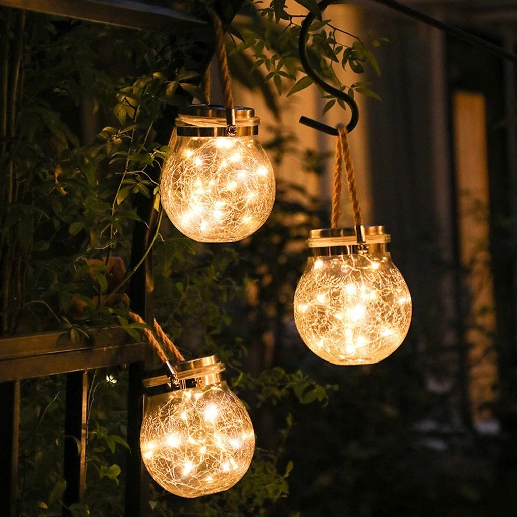 Lámpara colgante de jardín moderna con tarro de cristal redondo y guirnalda de luces LED