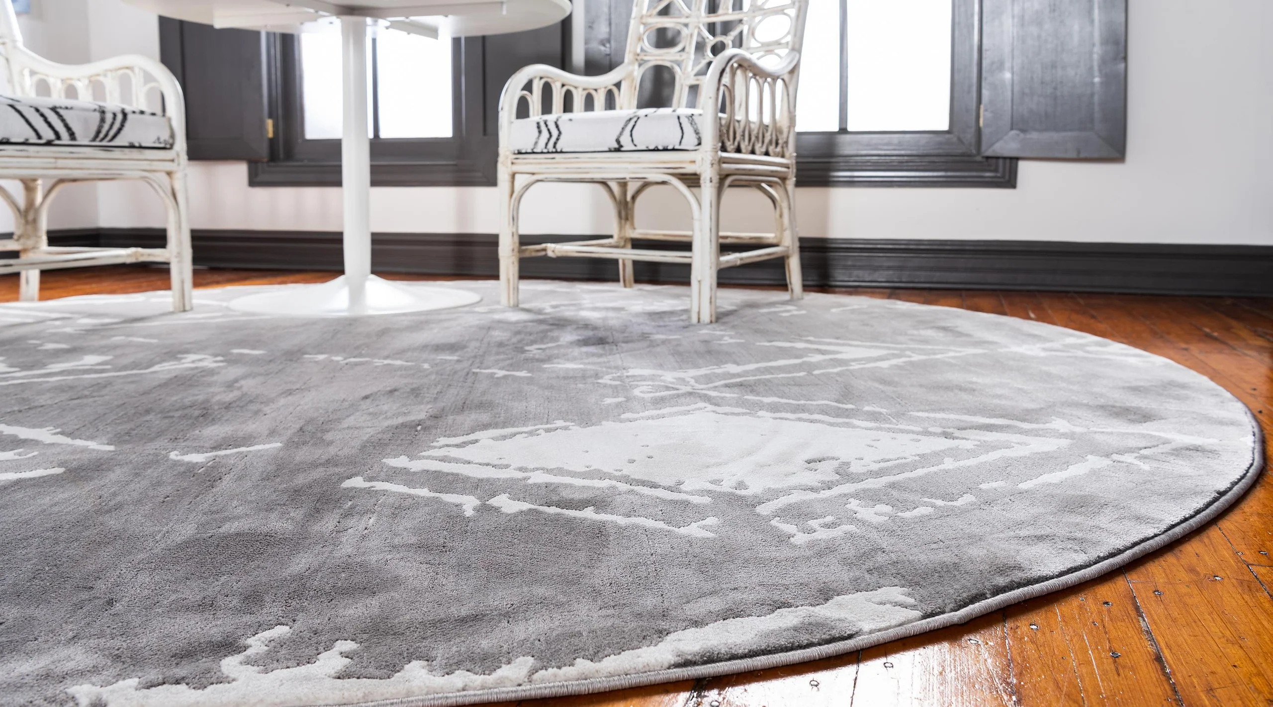 Jakobe Faded Diamond Pattern Area Rug by Unique Loom