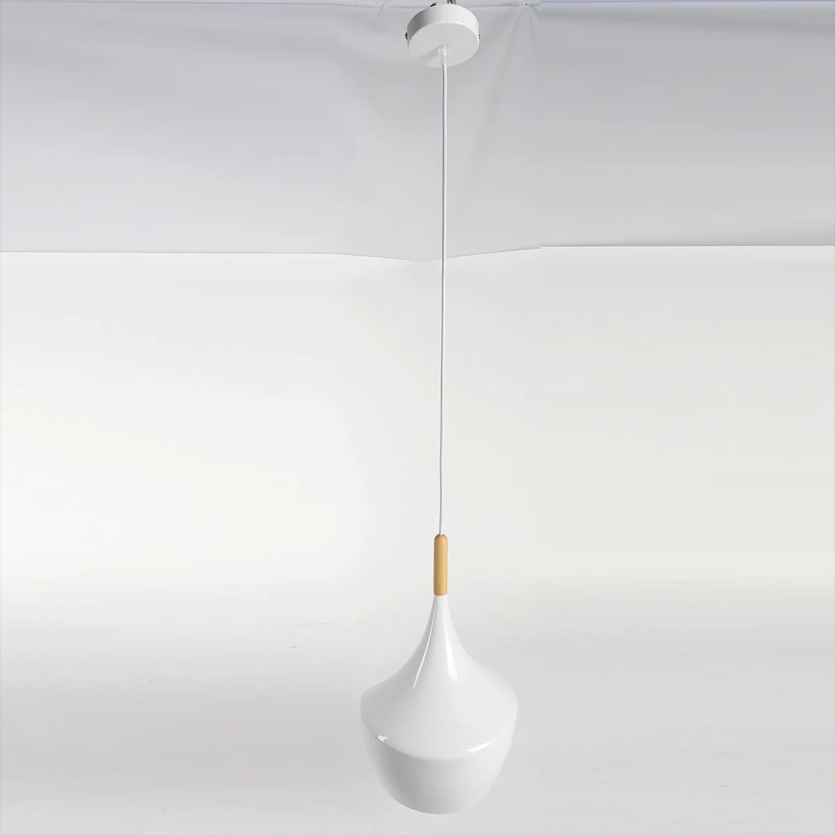 Lustre Pendente Moderno em Ferro Jule para Cozinha e Sala de Jantar