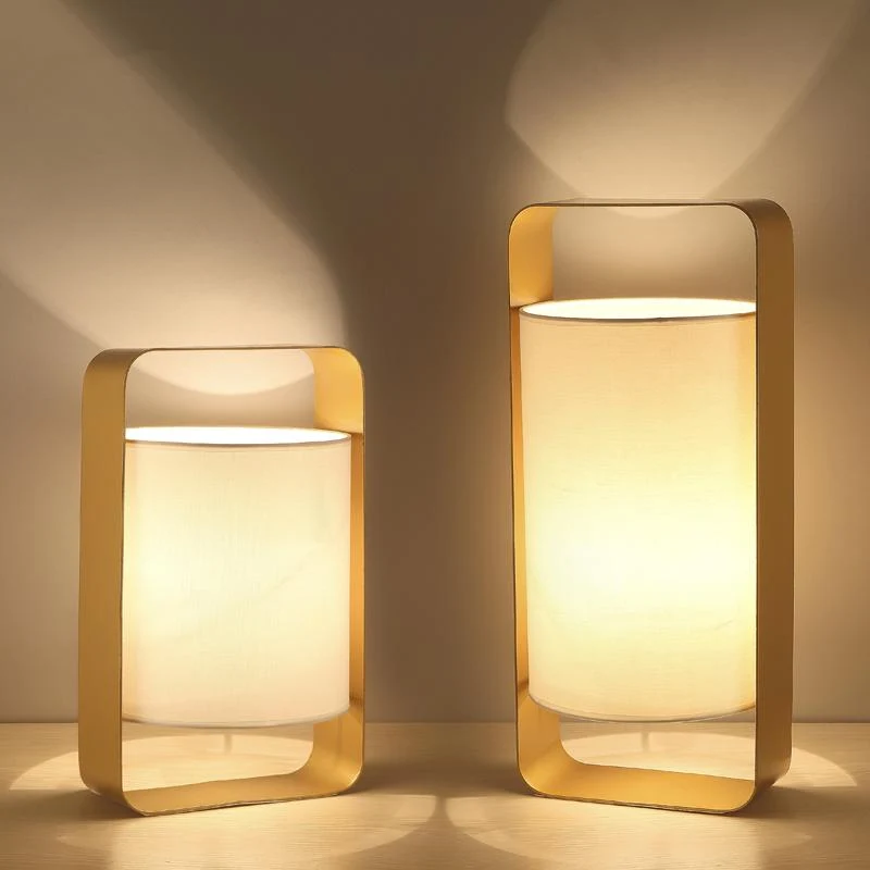 Nate moderne flydende lanterne-skrivebordslampe i metal og tekstil