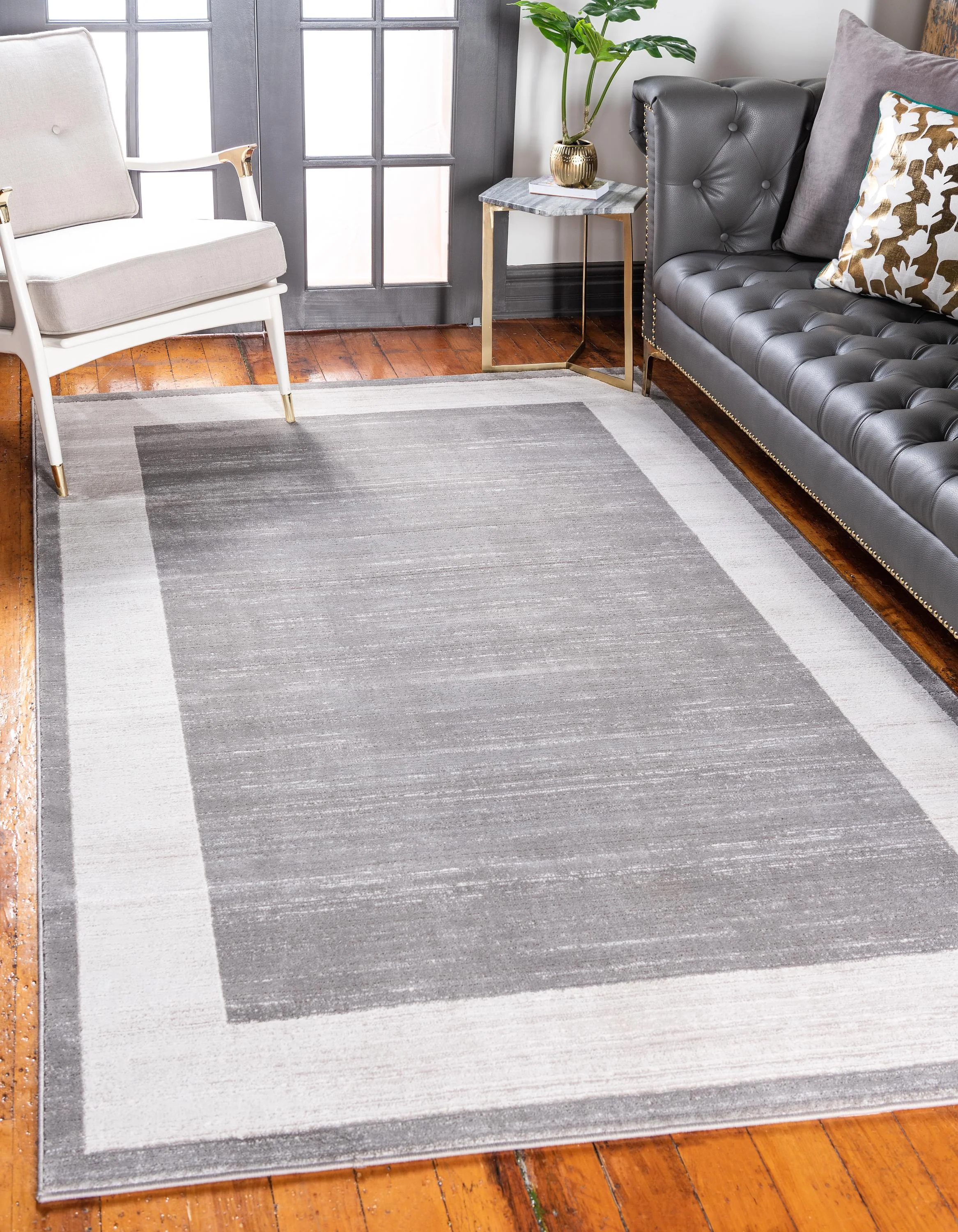 Brysen Modern Border Rug from Unique Loom