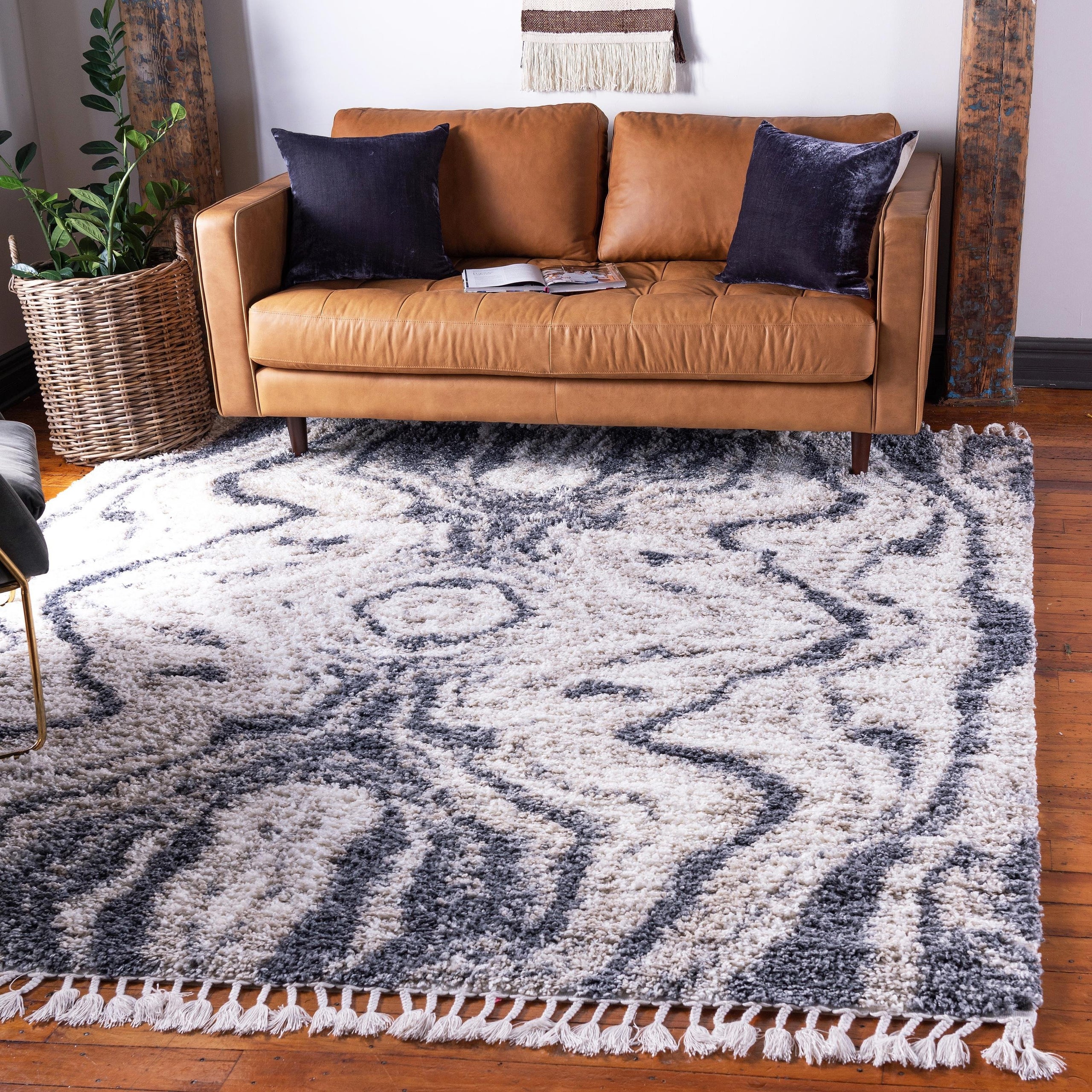Tappeto shaggy Quinten con miscela color marmo di Unique Loom