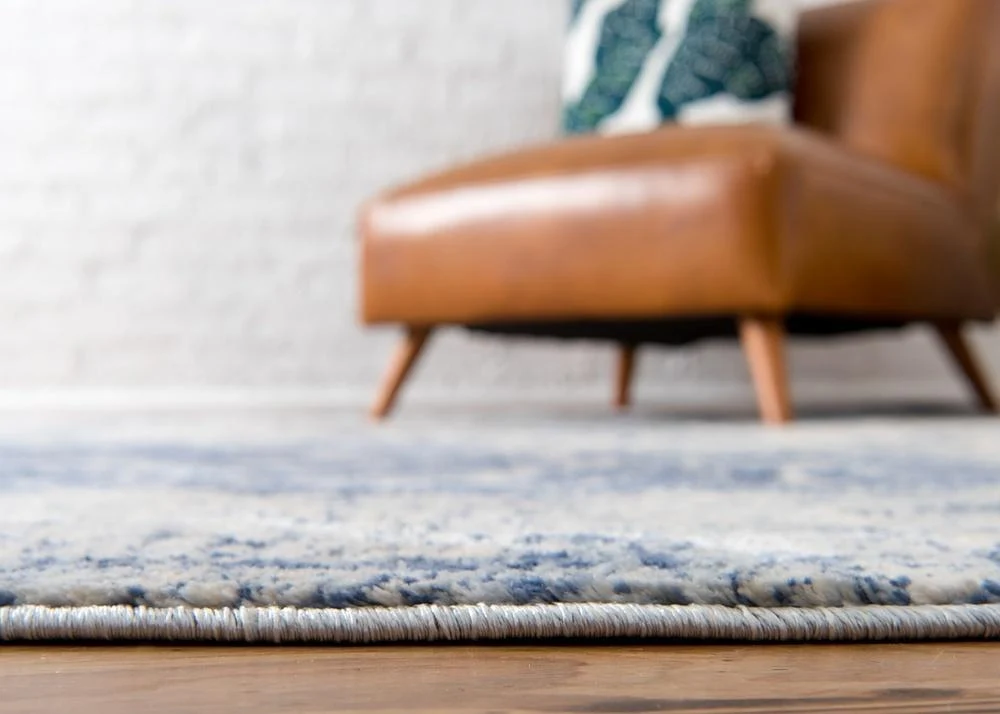 Damari Modern Area Rug with Simple Design from Unique Loom