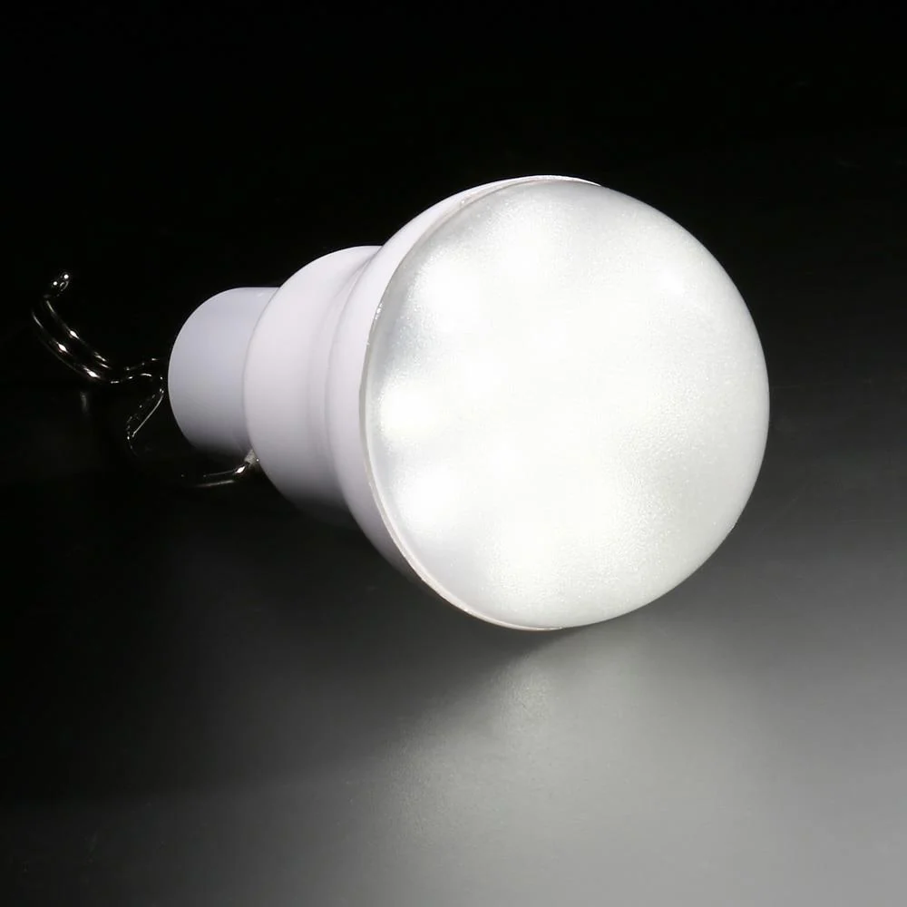 Draagbare LED-zonnebouwlamp voor buiten met haak en zonnepaneel