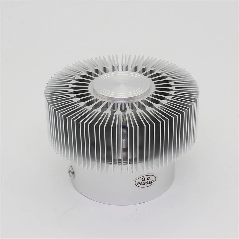 Lampa ścienna Werner Sunflower z aluminium i kryształu