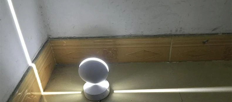 Circular Wall Mount LED Lamp in Aluminum With Rotating Head