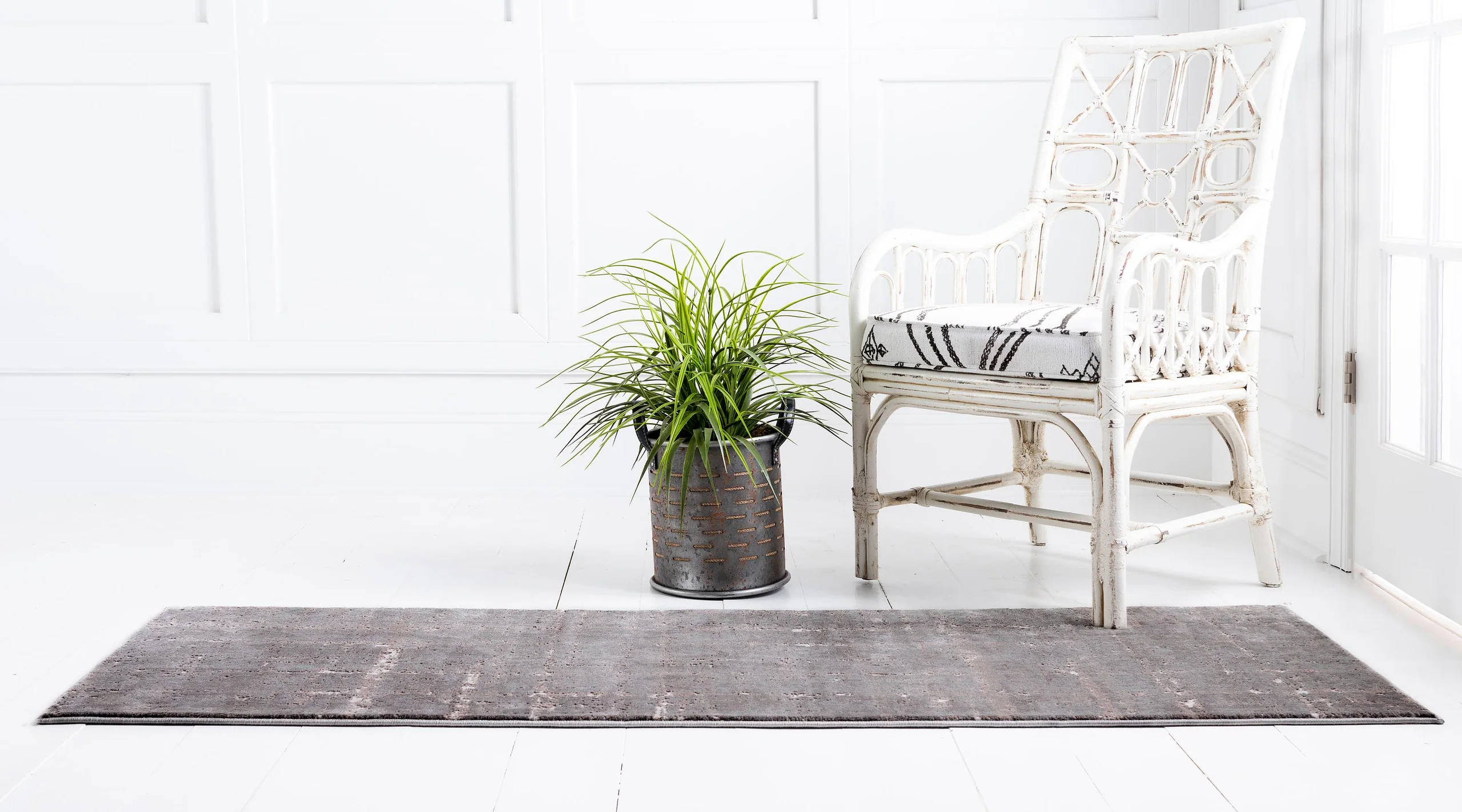 Anders Modern Faded Area Rug by Unique Loom