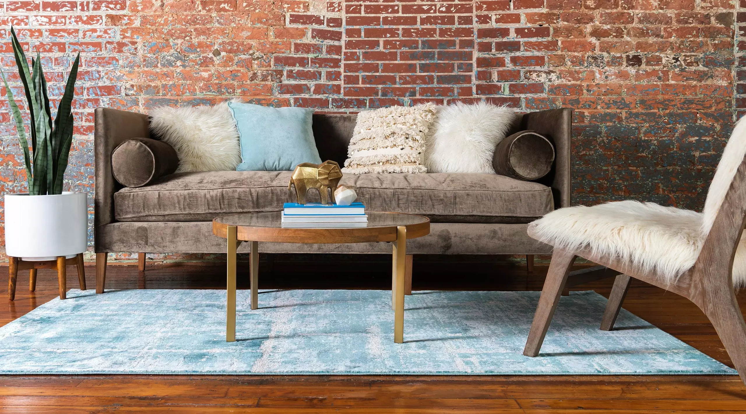 Anders Modern Faded Area Rug by Unique Loom