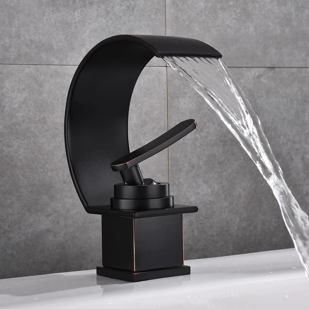 Jednouchwytowa bateria umywalkowa Blackwood Waterfall w kolorze brązu