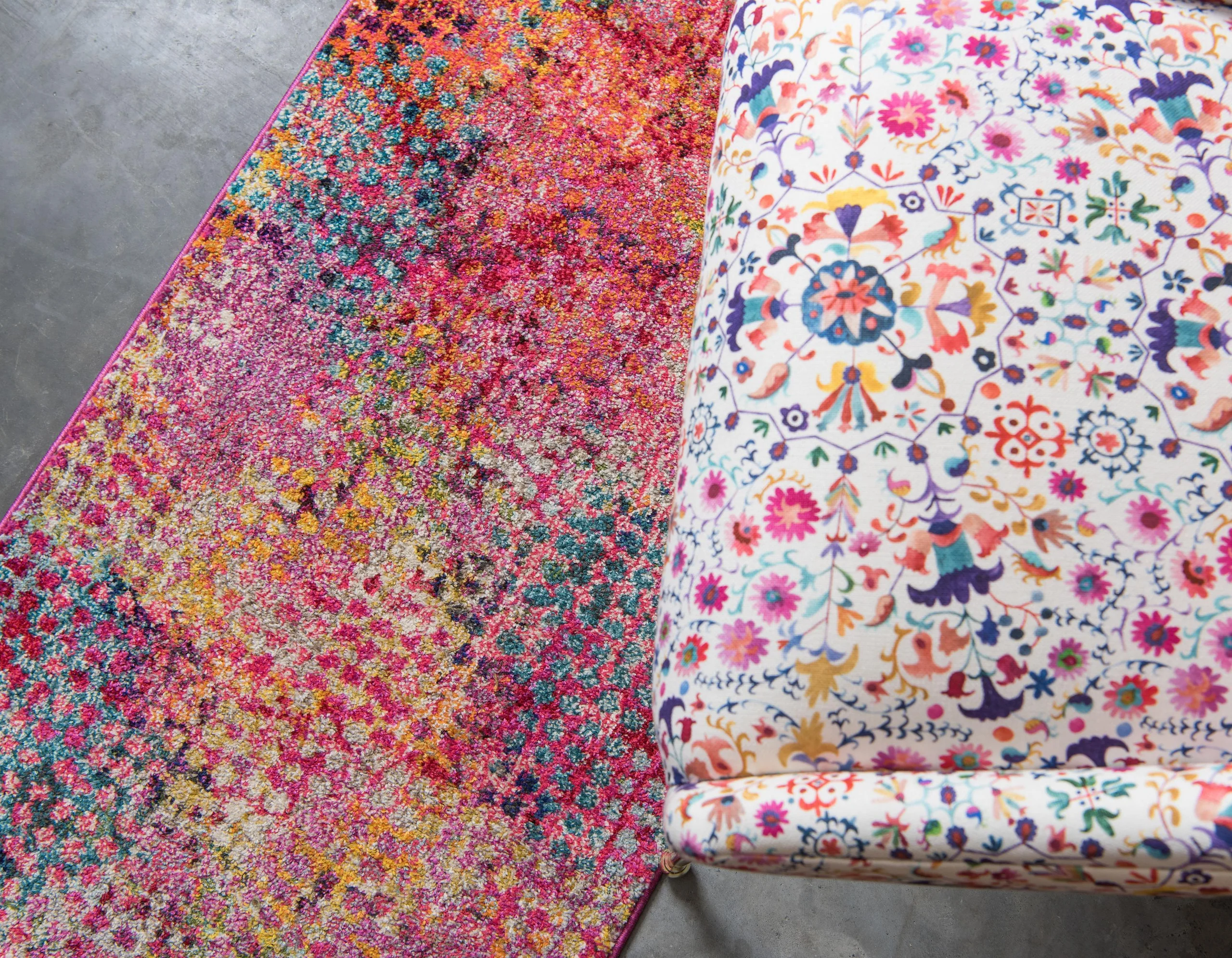 Franco Modern Circle Pattern Rug from Unique Loom