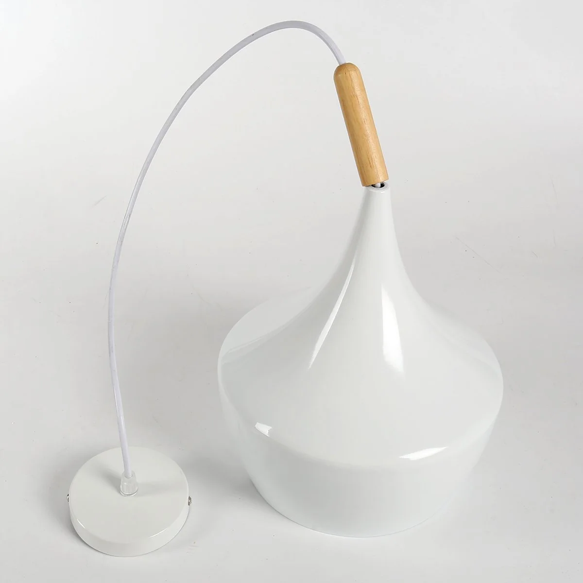 Lustre Pendente Moderno em Ferro Jule para Cozinha e Sala de Jantar