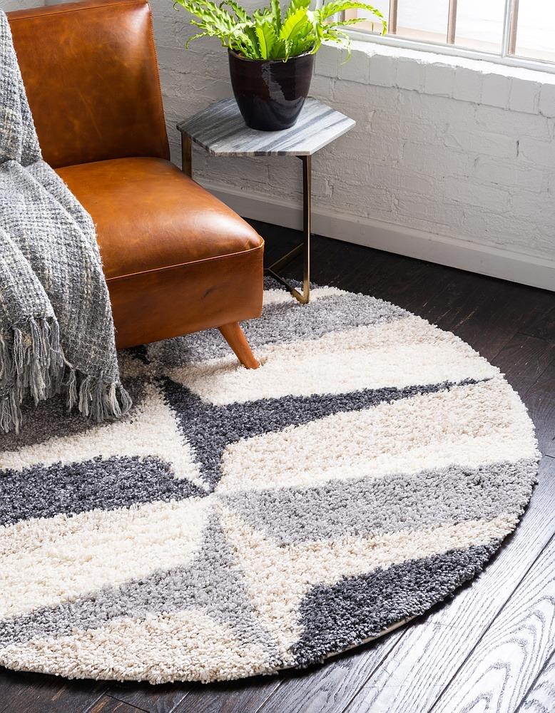 Jeramiah Modern Shaggy Area Rug from Unique Loom in Soft Polypropylene