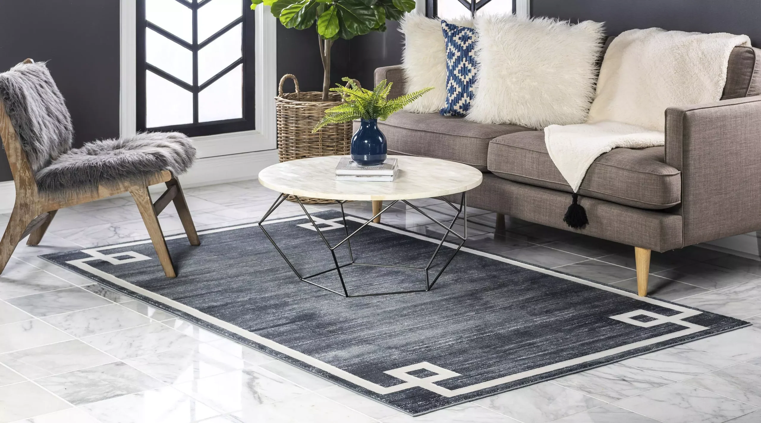 Dangelo Modern European Border Rug by Unique Loom