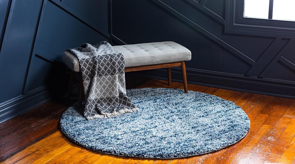 Puszysty dywan Jaydin Marl od Unique Loom do nowoczesnych salonów