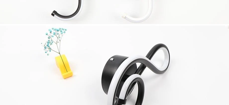 LED-vägglampa i aluminium med musiknot