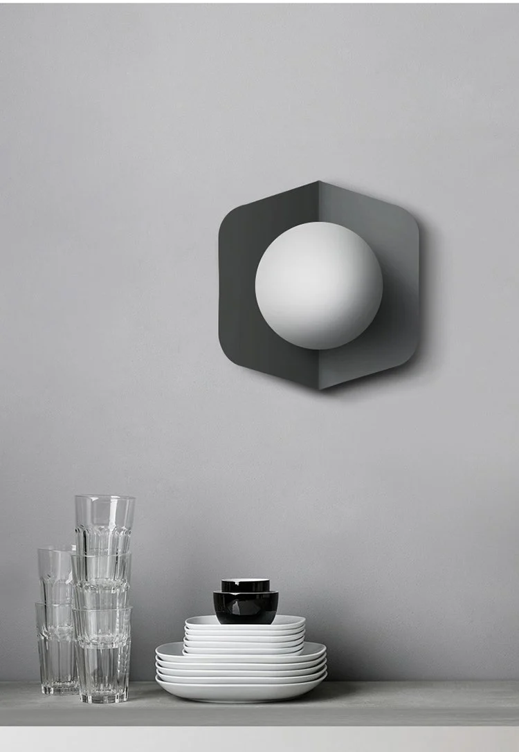 Arnold Modern Nordic Candy Wall Lamp in Iron and Acrylic