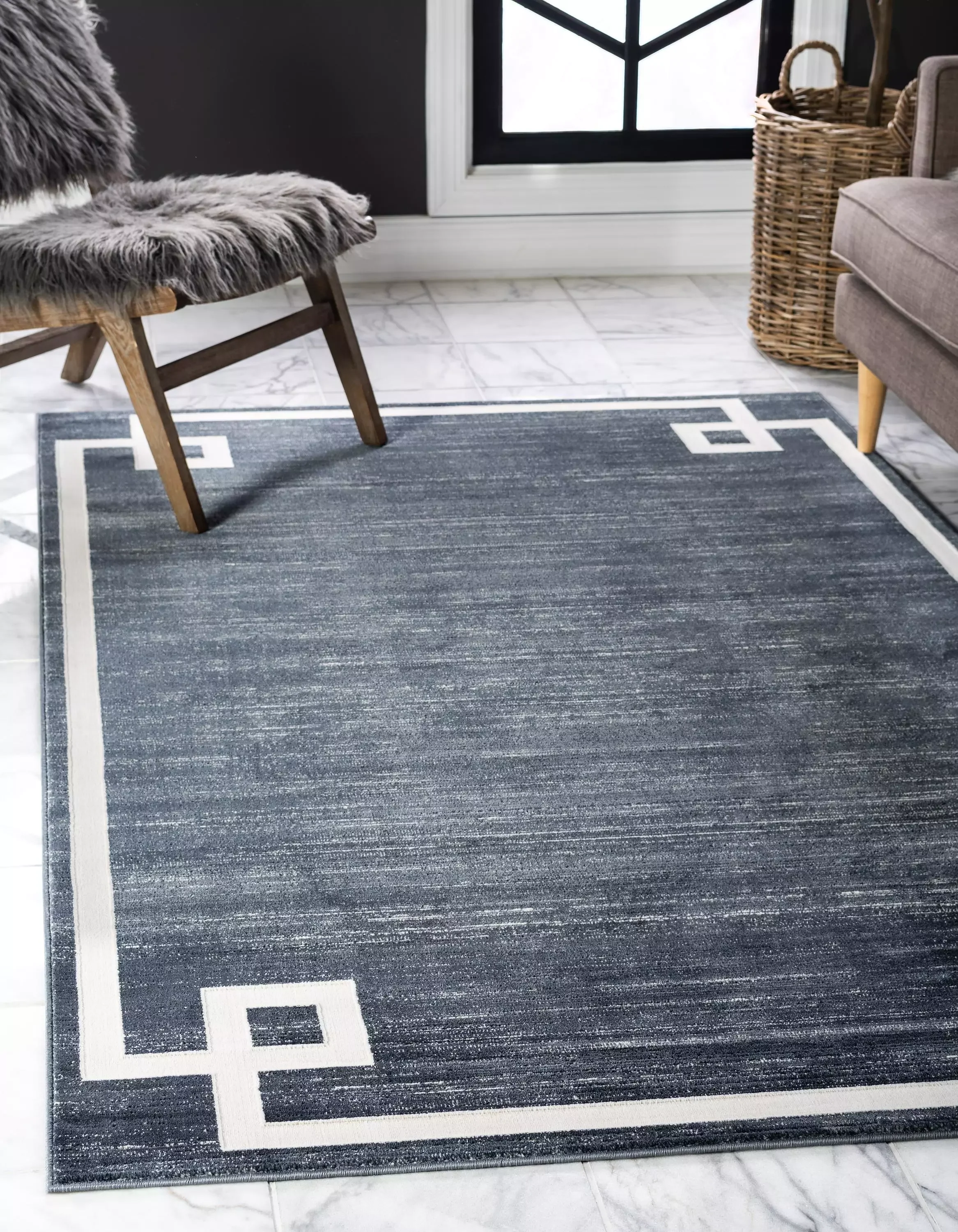 Dangelo Modern European Border Rug by Unique Loom