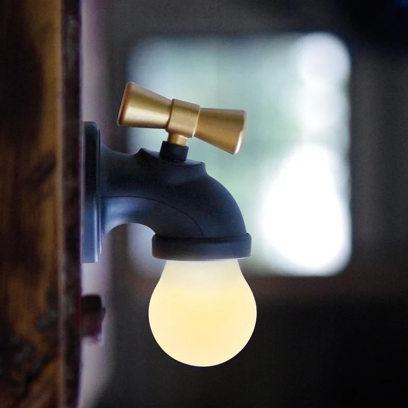 Tapful vägglampa för kran med ljudsensor och tre lägen