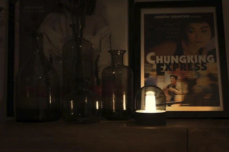 Asher Glas Kuppel Bordlampe med Én-Knaps Dæmpning og Sleep Timer