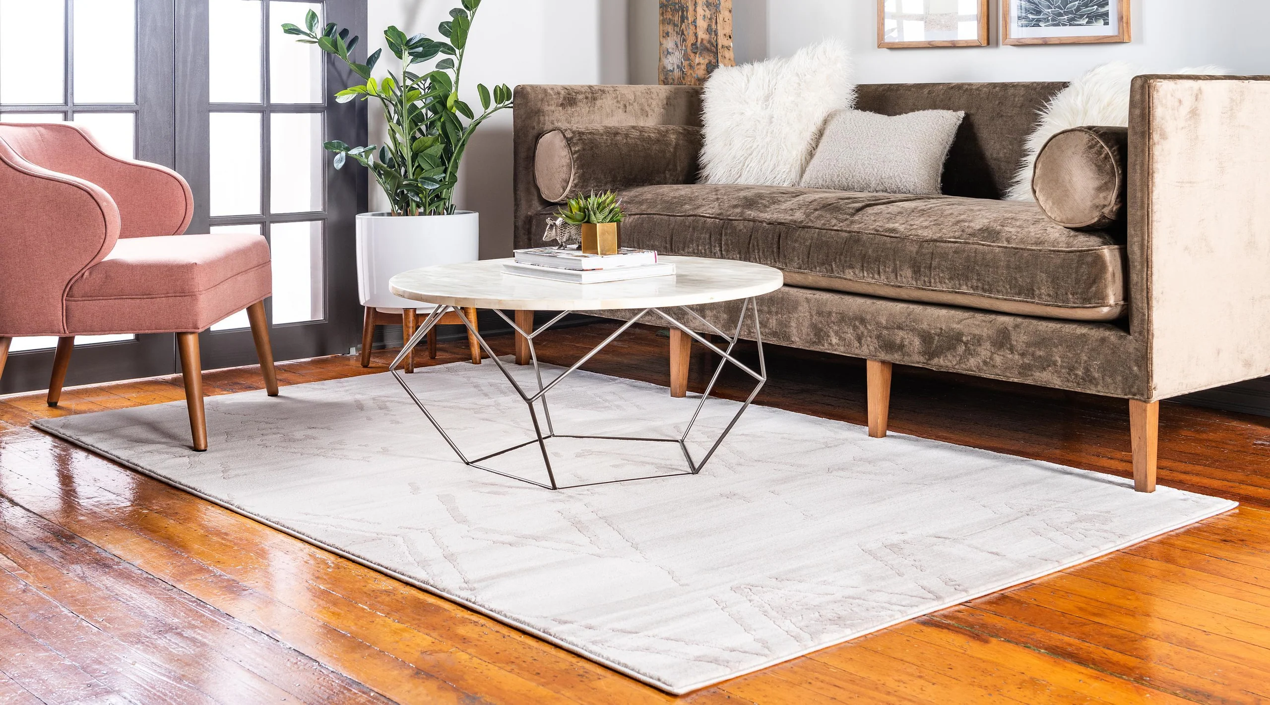 Jakobe Faded Diamond Pattern Area Rug by Unique Loom