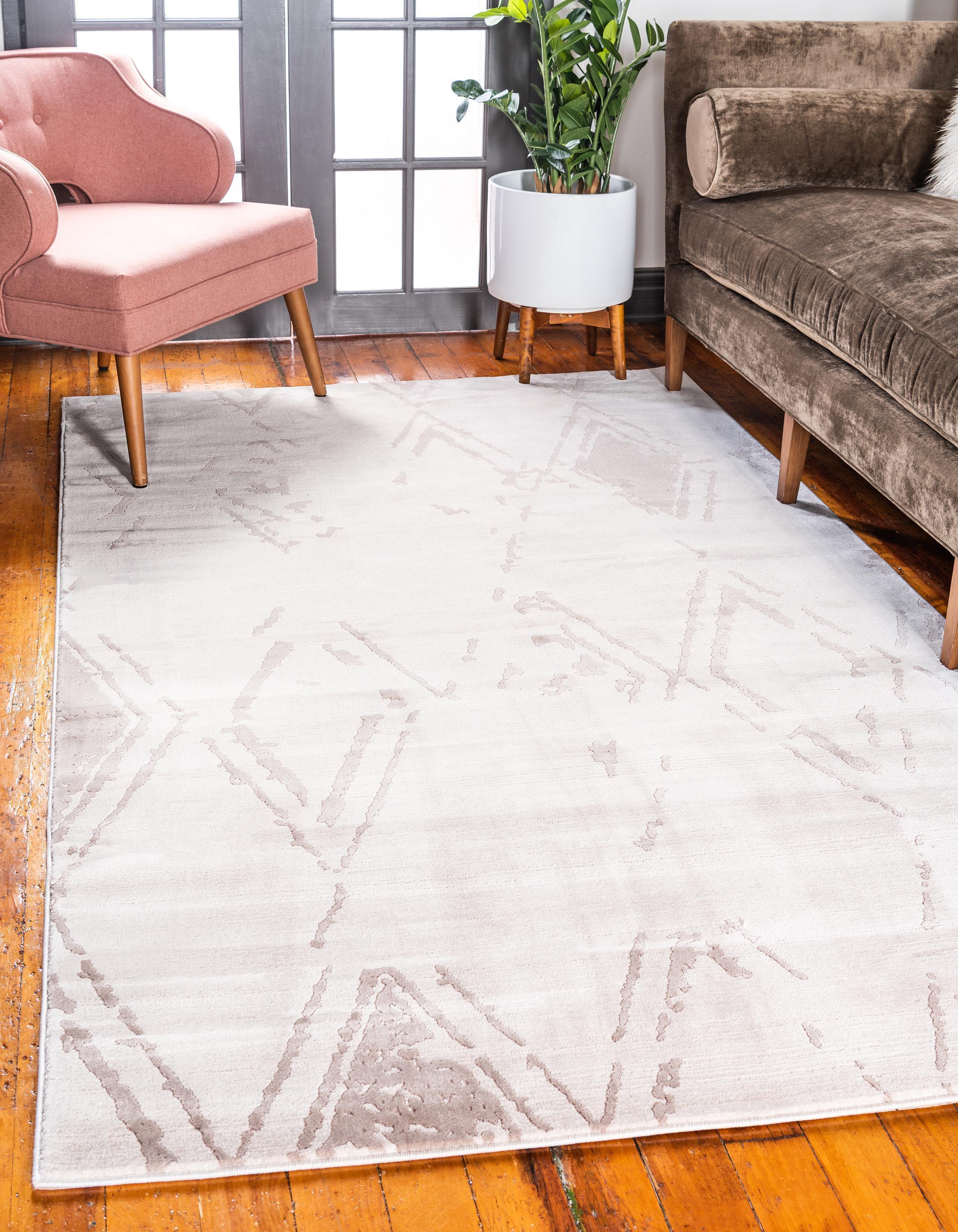 Jakobe Faded Diamond Pattern Area Rug by Unique Loom