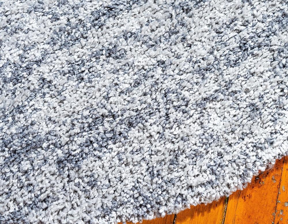 Puszysty dywan Jaydin Marl od Unique Loom do nowoczesnych salonów
