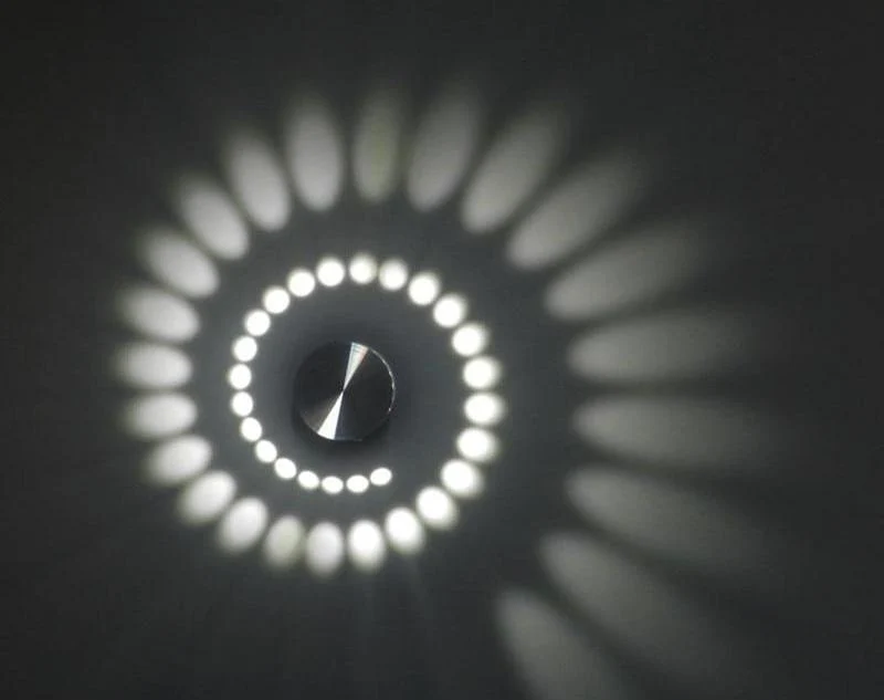 Modern Swirl LED Ceiling Light in Aluminum for Hallways and Bedrooms