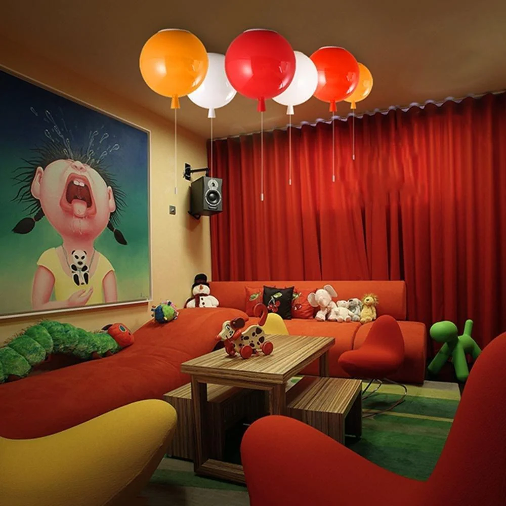 Lámpara de techo Globo Balloon de hierro y acrílico para habitaciones infantiles