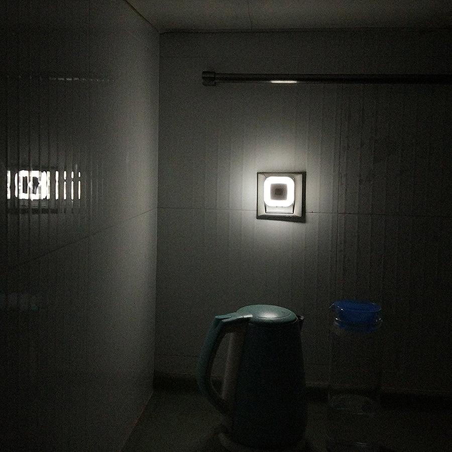 Lux LED-natlampe med indbygget lyssensor